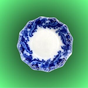 Antique vtg Grindley Argyle flow blue berry bowl England
